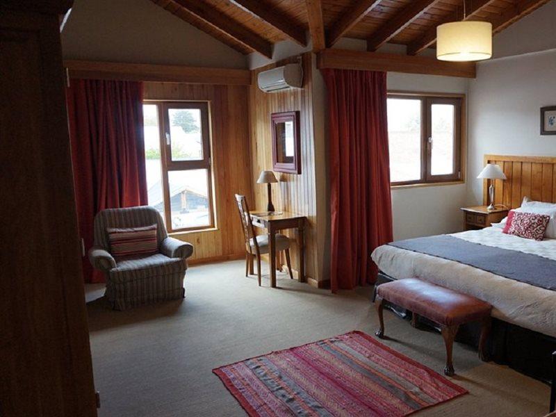 Las Bayas Home Suites Esquel Exterior foto