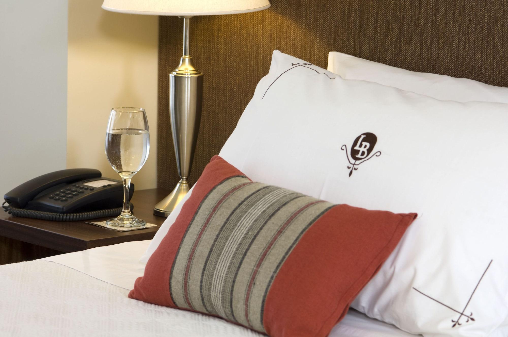 Las Bayas Home Suites Esquel Exterior foto