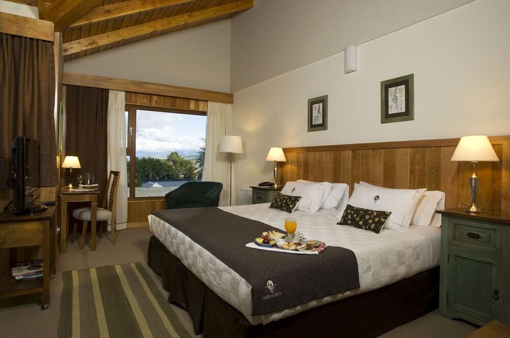Las Bayas Home Suites Esquel Exterior foto